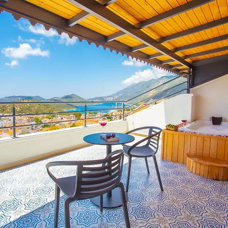 Lobelya Aparthotel 4*