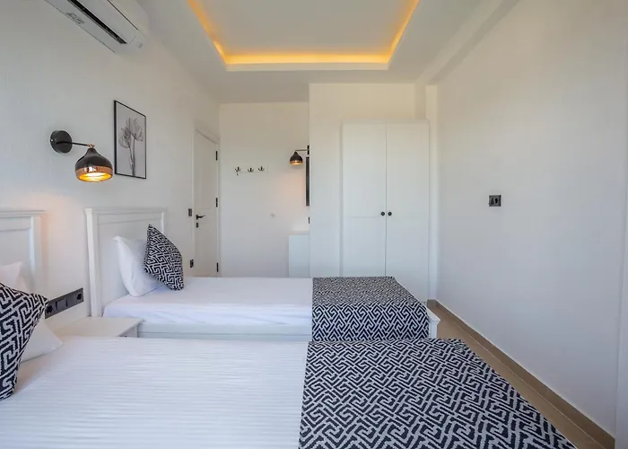 Lobelya Apart-hotel 4*