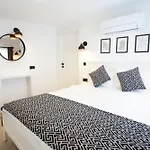 Apartahotel Lobelya