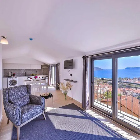 Apart Otel Lobelya Kaş